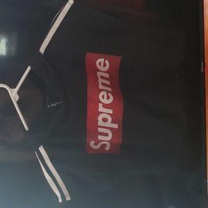 Cropped shirt with hood